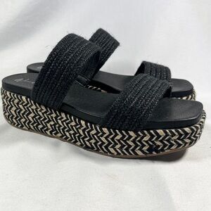 Wonderly Joby Platform Sandals Size 6